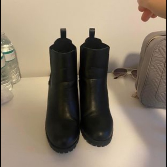 Platform black heel booties - Picture 2 of 3